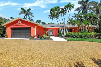 135 7th Ave N, Naples, FL 34102 - Photo 1