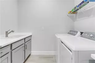 15561 Vittorio St, Naples, FL 34114 - Photo 14