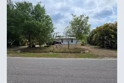 1317 Garden St, Labelle, FL 33935 - Photo 1
