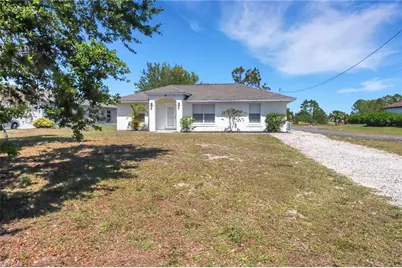 2575 39th Ave NE, Naples, FL 34120 - Photo 1