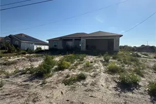 2213 NE 5th Pl, Cape Coral, FL 33909 - Photo 1