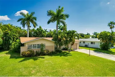 412 Bayshore Dr, Cape Coral, FL 33904 - Photo 1