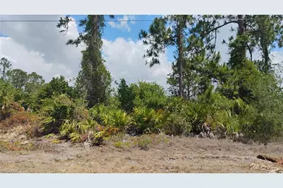 2512 33rd St SW, Lehigh Acres, FL 33976 - Photo 1