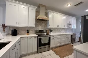 1728 Morning Sun Ln, Naples, FL 34119 - Photo 1