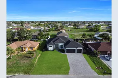 30 NE 11th Ln, Cape Coral, FL 33909 - Photo 1