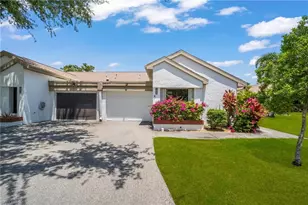 1828 Pine Glade Cir, Fort Myers, FL 33907 - Photo 1