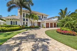 655 7th Ave N, Naples, FL 34102 - Photo 1