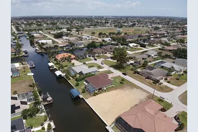 531 SW 40th Ter, Cape Coral, FL 33914 - Photo 1