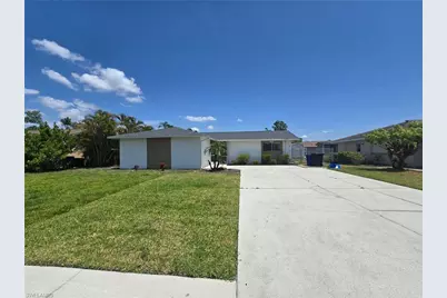 960 Hearty St, North Fort Myers, FL 33903 - Photo 1