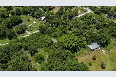 801 Ross Rd, Labelle, FL 33935 - Photo 1