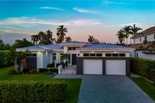 1807 Snook Dr, Naples, FL 34102 - Photo 1