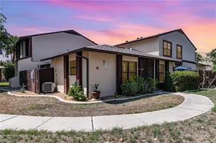 716 SE 12th Ct, Cape Coral, FL 33990 - Photo 1