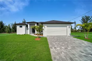 3913 NE 9th Ave, Cape Coral, FL 33909 - Photo 1