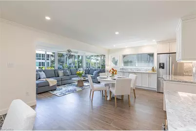 2100 Gulf Shore Blvd N #118, Naples, FL 34102 - Photo 1