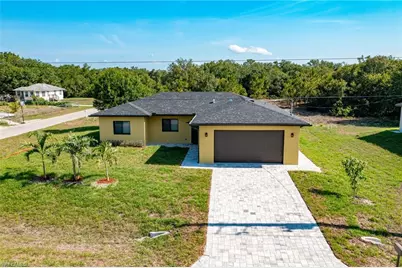 3101 E 18th St, Lehigh Acres, FL 33972 - Photo 1