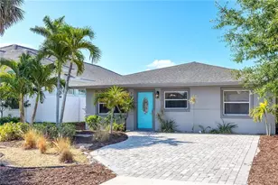 736 94th Ave N, Naples, FL 34108 - Photo 1