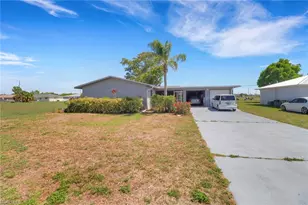 1204 NE 9th St, Cape Coral, FL 33909 - Photo 1