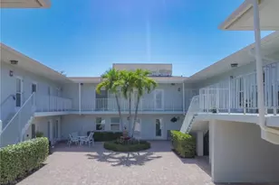 618 12th Ave S, Naples, FL 34102 - Photo 1