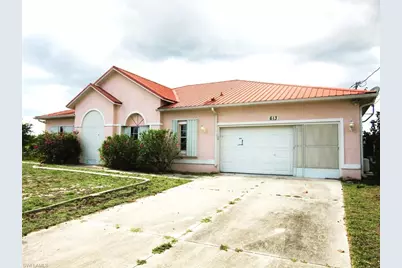 613 Chemstrand St E, Lehigh Acres, FL 33974 - Photo 1