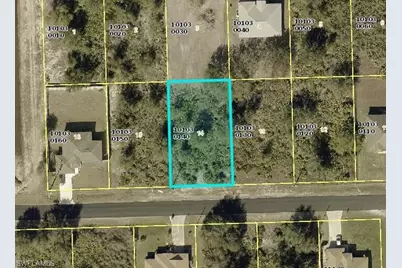2524 68th St W, Lehigh Acres, FL 33971 - Photo 1
