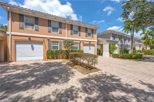 5831 Cove Cir, Naples, FL 34119 - Photo 1