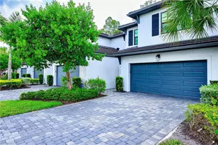 7320 Rockefeller Dr, Naples, FL 34119 - Photo 1