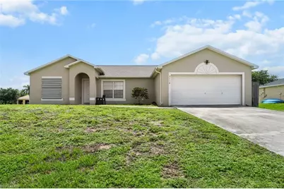 2118 NE 14th Ave, Cape Coral, FL 33909 - Photo 1