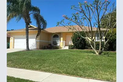 672 Seagrape Dr, Marco Island, FL 34145 - Photo 1