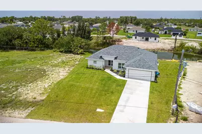 3342 NE 13th Pl, Cape Coral, FL 33909 - Photo 1