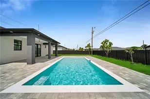 123 Kismet Pkwy E, Cape Coral, FL 33909 - Photo 1