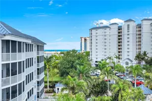 460 Launch Cir, Naples, FL 34108 - Photo 1