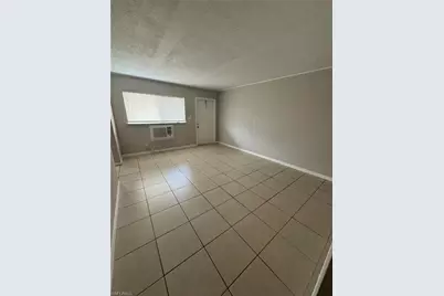 2452 Stella St #203, Fort Myers, FL 33901 - Photo 1