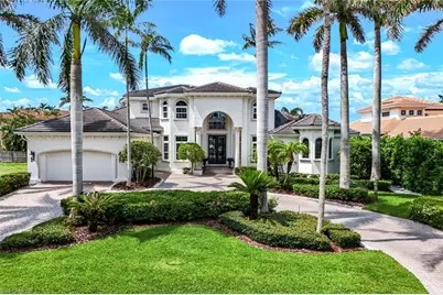 384 Mooring Line Dr, Naples, FL 34102 - Photo 1