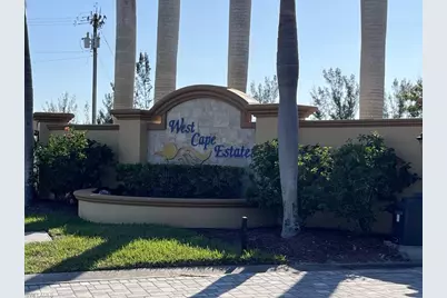 916 W Cape Estates Cir, Cape Coral, FL 33993 - Photo 1