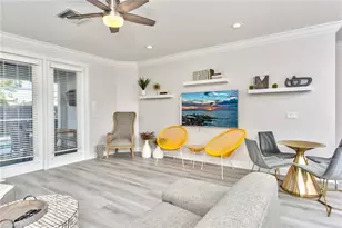 725 95th Ave N, Naples, FL 34108 - Photo 1