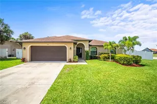 502 SE 26th Terrace, Cape Coral, FL 33904 - Photo 1
