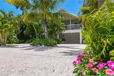 2832 Weeks Ave, Naples, FL 34112 - Photo 1