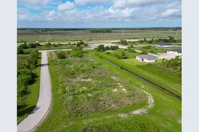 1007 Kirkwood St, Lehigh Acres, FL 33974 - Photo 1