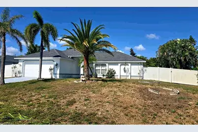 210 NE 9th Pl, Cape Coral, FL 33909 - Photo 1