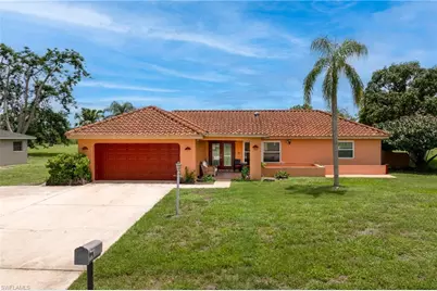 1422 Archer St, Lehigh Acres, FL 33936 - Photo 1