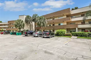 499 Forest Lakes Blvd, Naples, FL 34105 - Photo 1