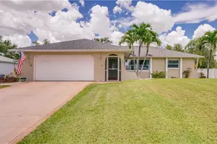 301 SE 26th Terrace, Cape Coral, FL 33904 - Photo 1