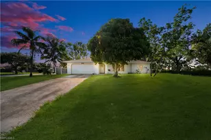 2501 SE 8th Pl, Cape Coral, FL 33904 - Photo 1