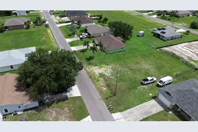 2212 NE 13th Pl, Cape Coral, FL 33909 - Photo 1