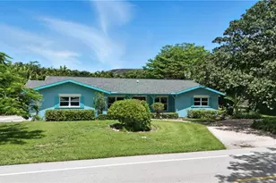 1809 Alamanda Dr, Naples, FL 34102 - Photo 1