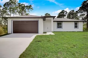 2109 Jefferson Ave, Alva, FL 33920 - Photo 1
