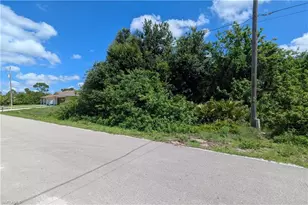 2902 4th St SW, Lehigh Acres, FL 33976 - Photo 1