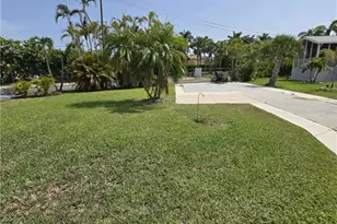 19681 Summerlin 642 Rd, Fort Myers, FL 33908 - Photo 1