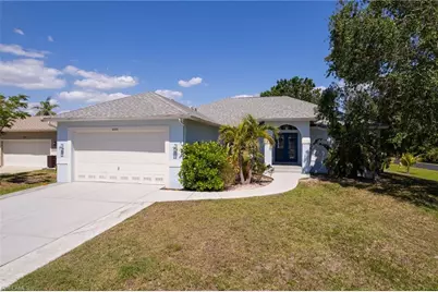 8970 Woodgate Manor Ct, Fort Myers, FL 33908 - Photo 1