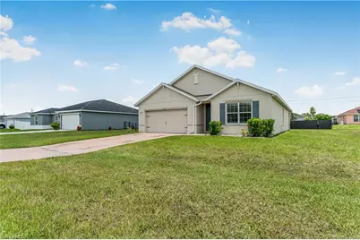 429 NW 3rd Ln, Cape Coral, FL 33993 - Photo 1